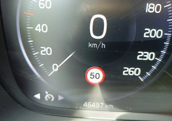 Volvo XC 40 cena 118900 przebieg: 46497, rok produkcji 2019 z Rzeszów małe 352